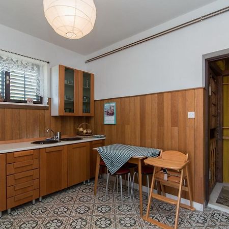 פוסטיר Apartments Mare מראה חיצוני תמונה