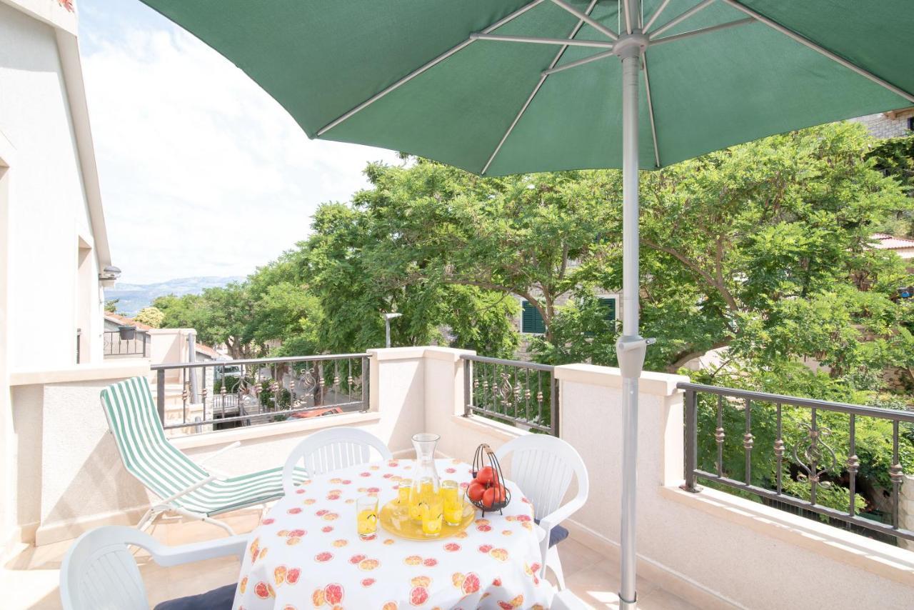 פוסטיר Apartments Mare מראה חיצוני תמונה
