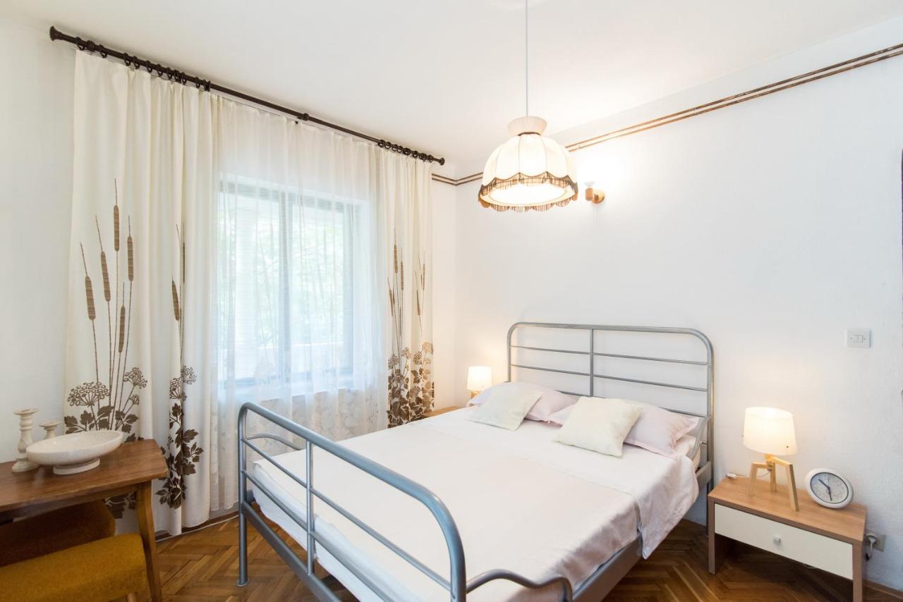 פוסטיר Apartments Mare מראה חיצוני תמונה