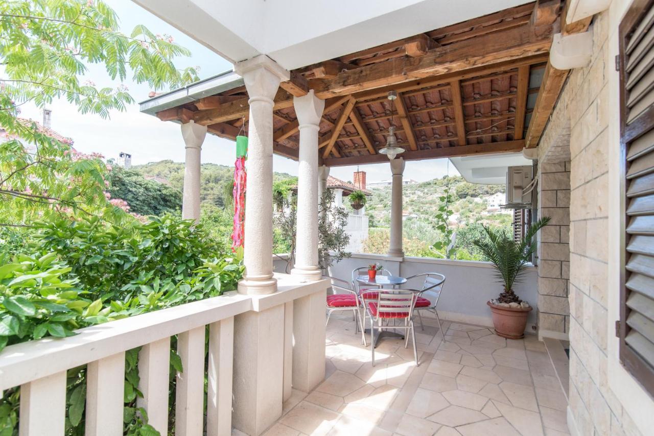 פוסטיר Apartments Mare מראה חיצוני תמונה