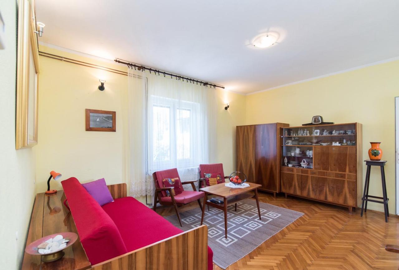 פוסטיר Apartments Mare מראה חיצוני תמונה