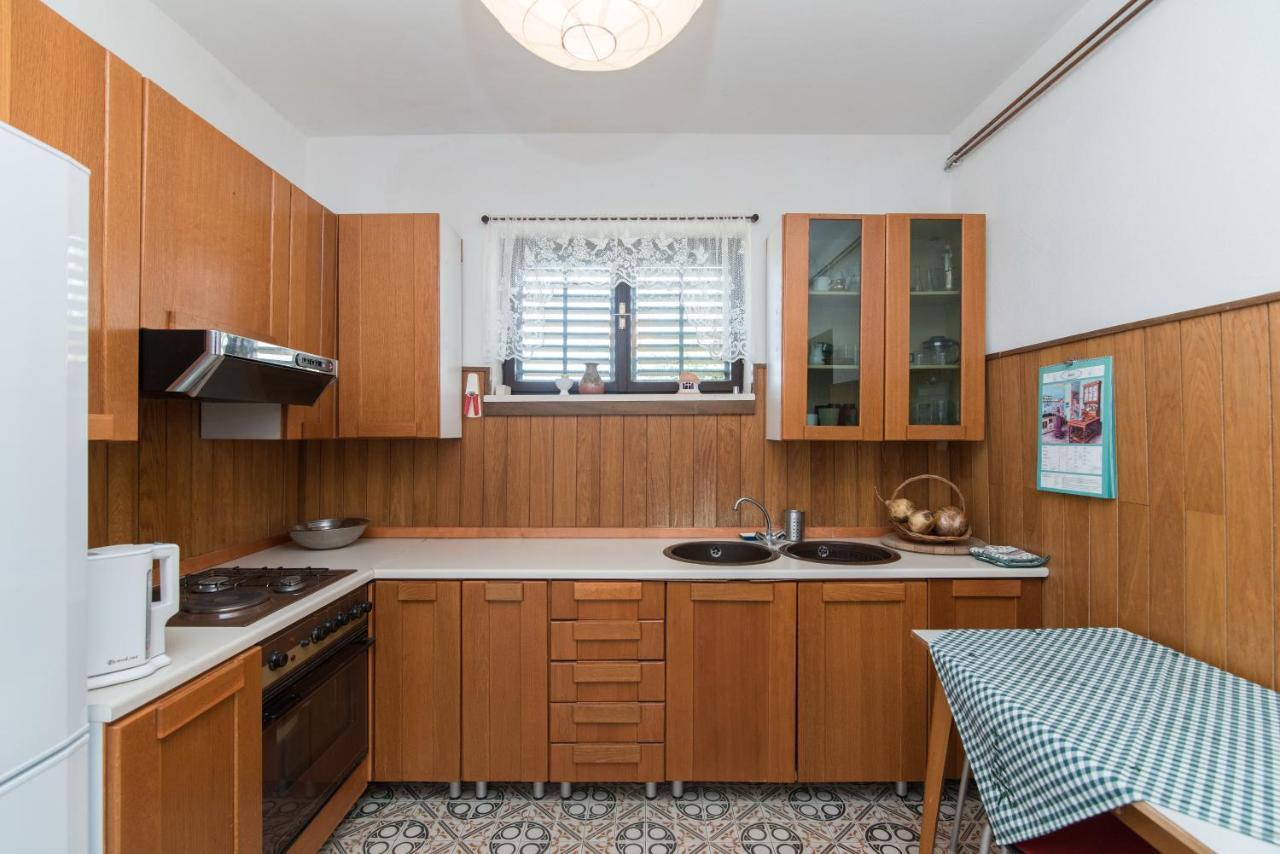 פוסטיר Apartments Mare מראה חיצוני תמונה