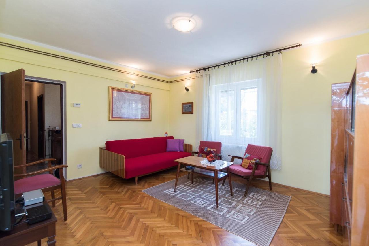 פוסטיר Apartments Mare מראה חיצוני תמונה